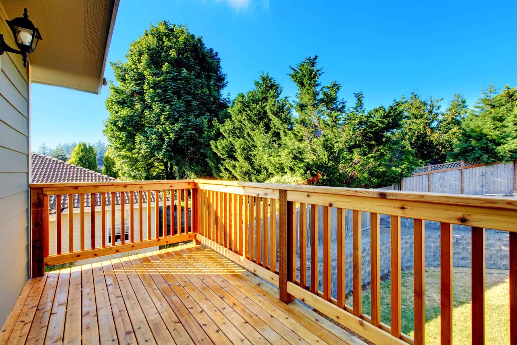 Deck Painting and Staining Expert